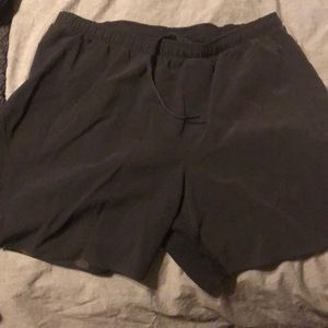 Lululemon Shorts size XL